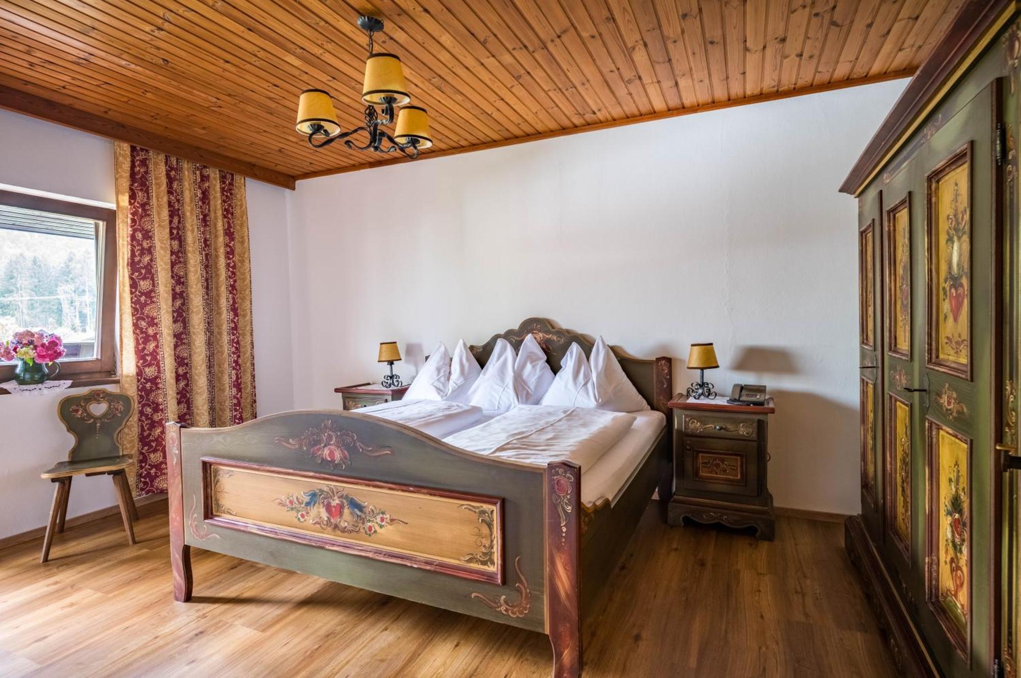 Waldpension Putz แบร์ก อิม เดราทาล ภายนอก รูปภาพ